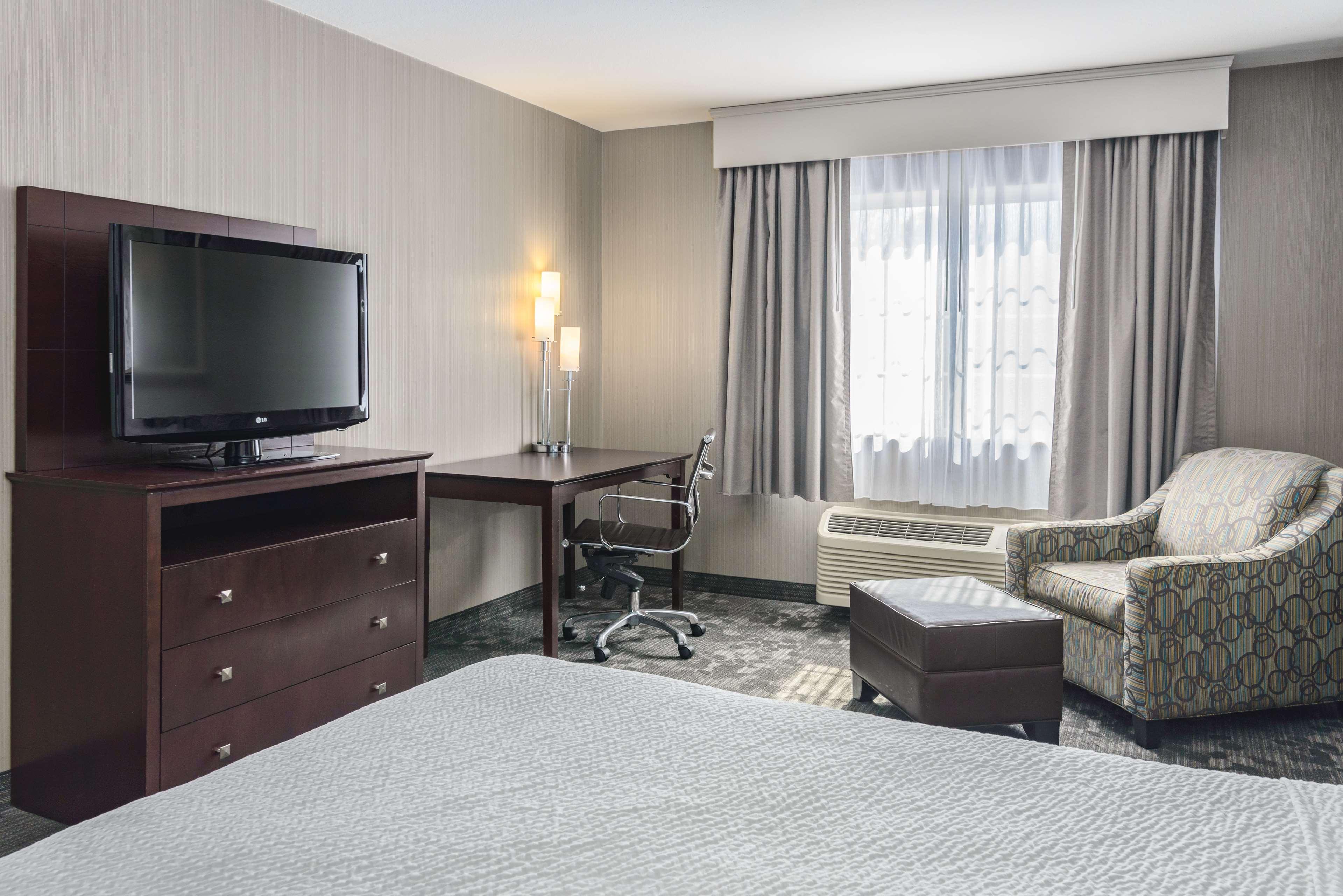 Best Western Concord Inn And Suites Buitenkant foto