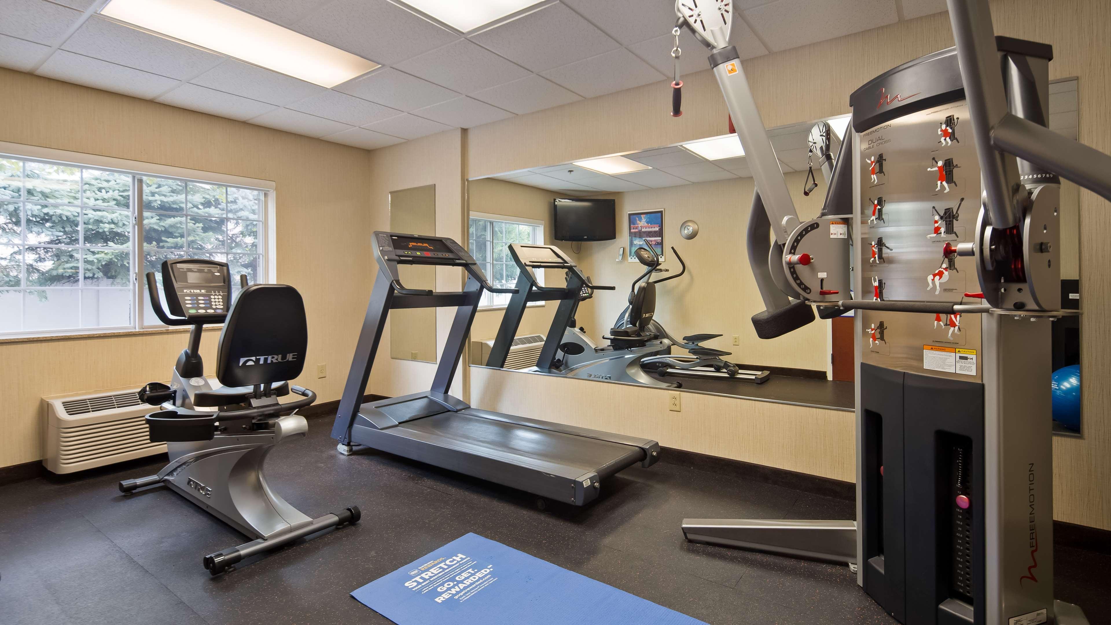 Best Western Concord Inn And Suites Buitenkant foto