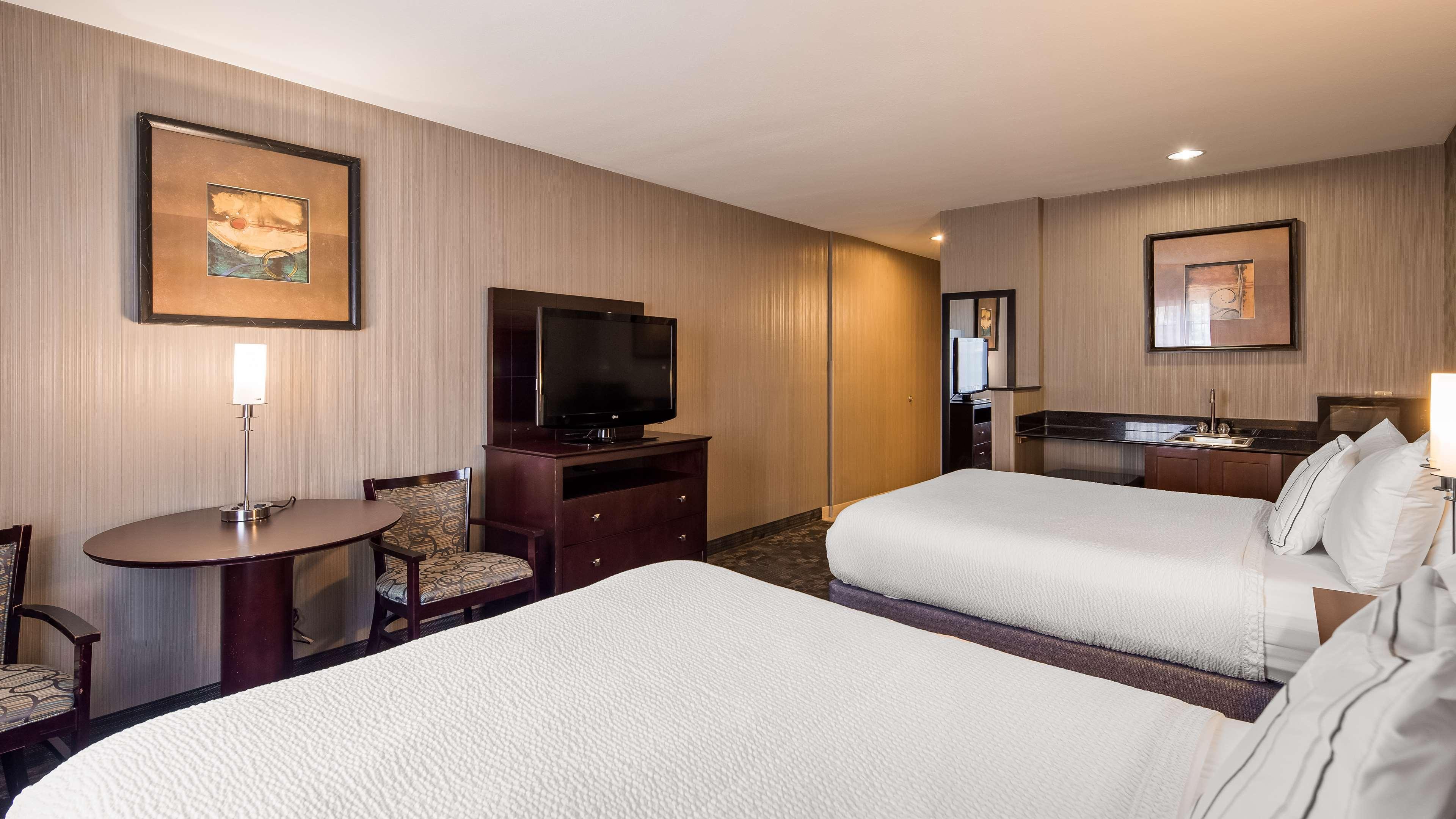 Best Western Concord Inn And Suites Buitenkant foto