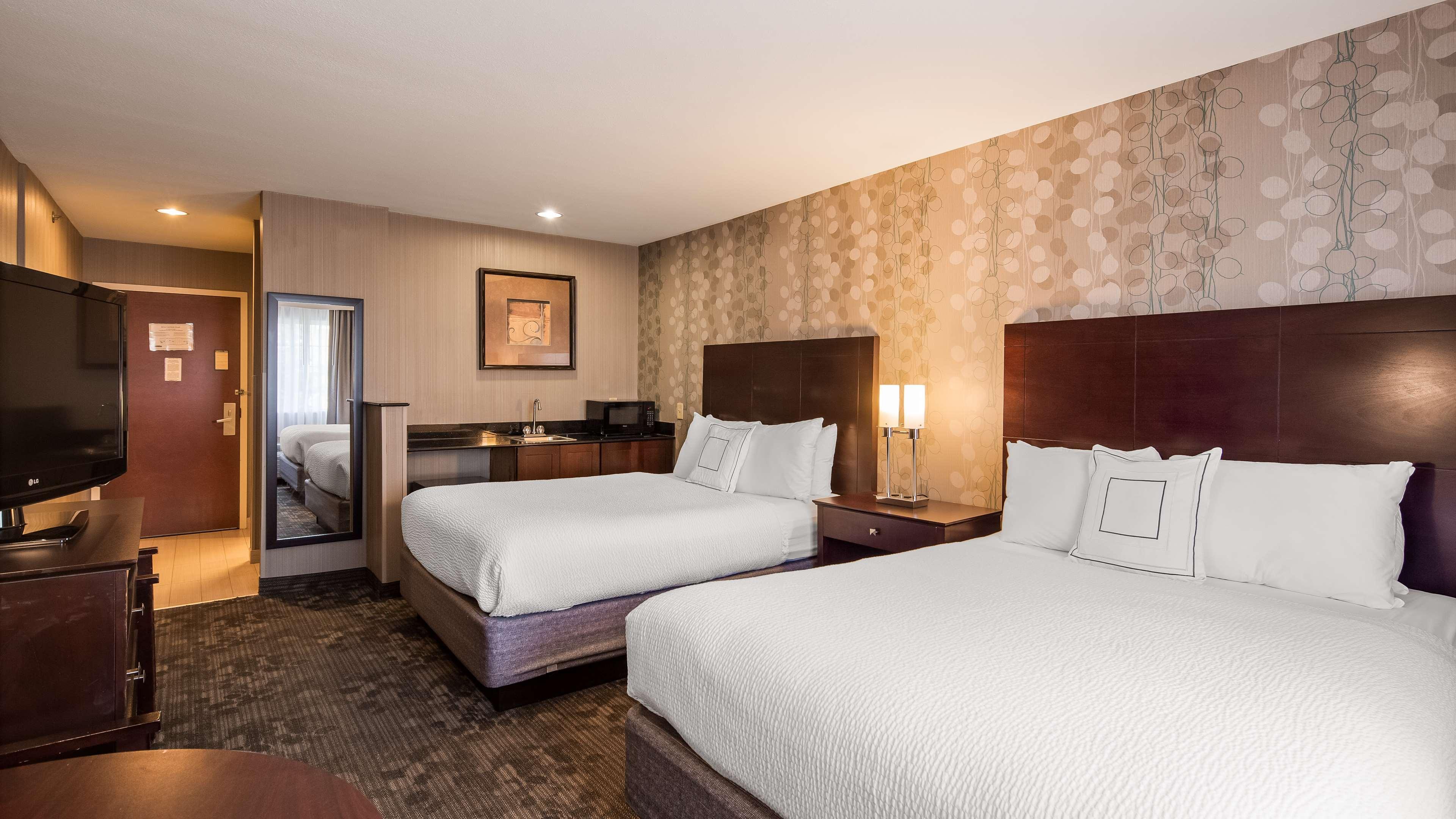 Best Western Concord Inn And Suites Buitenkant foto