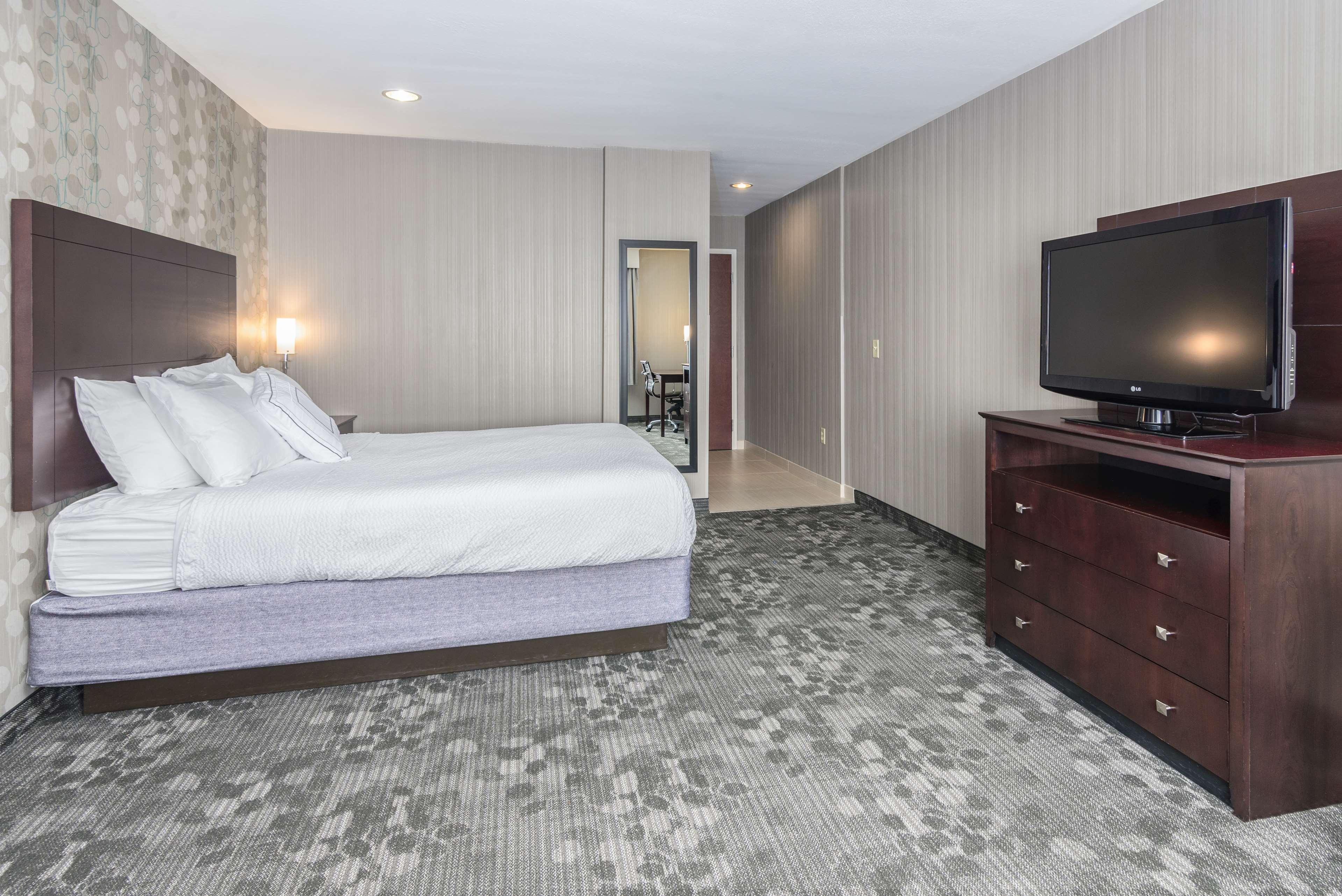Best Western Concord Inn And Suites Buitenkant foto