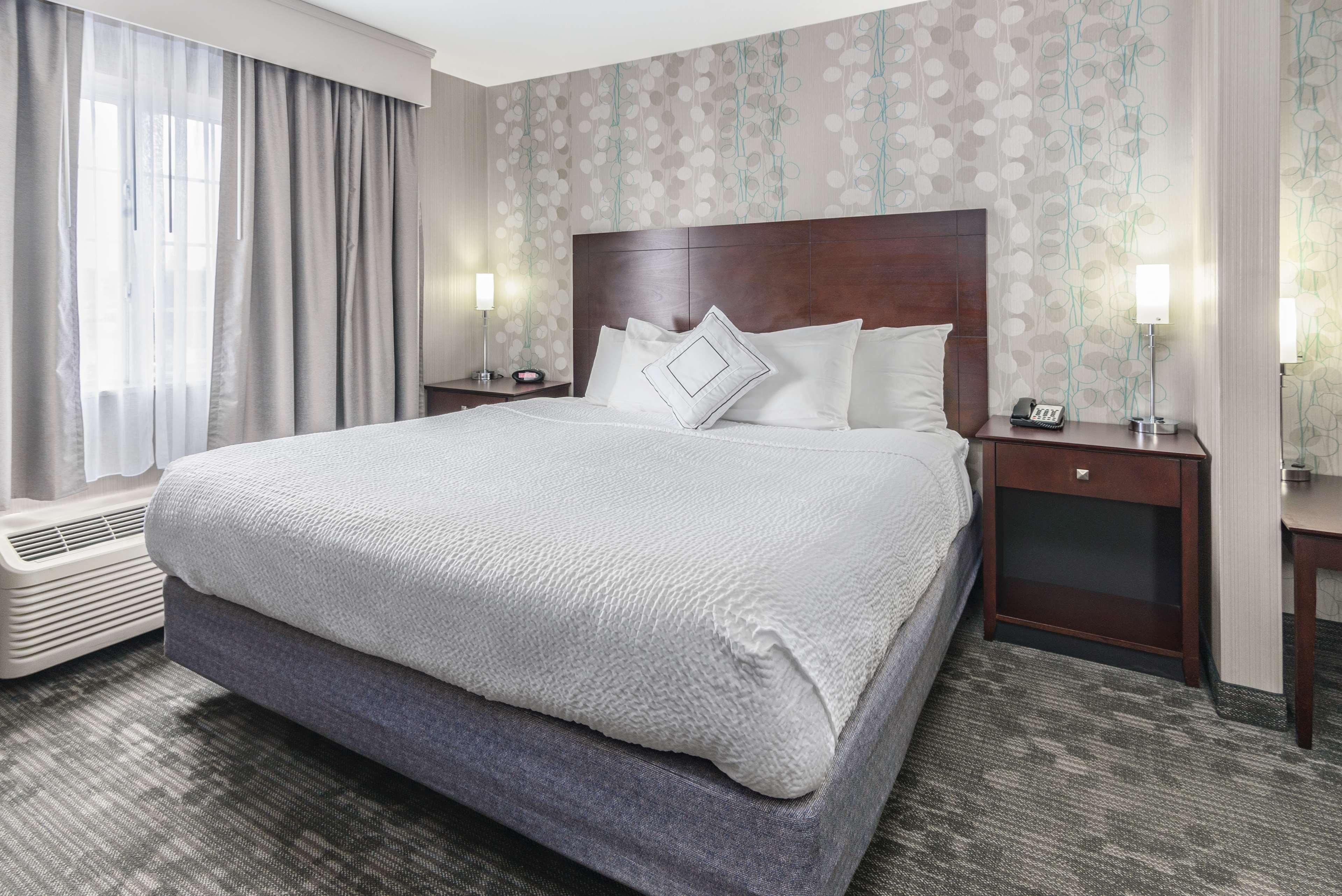 Best Western Concord Inn And Suites Buitenkant foto