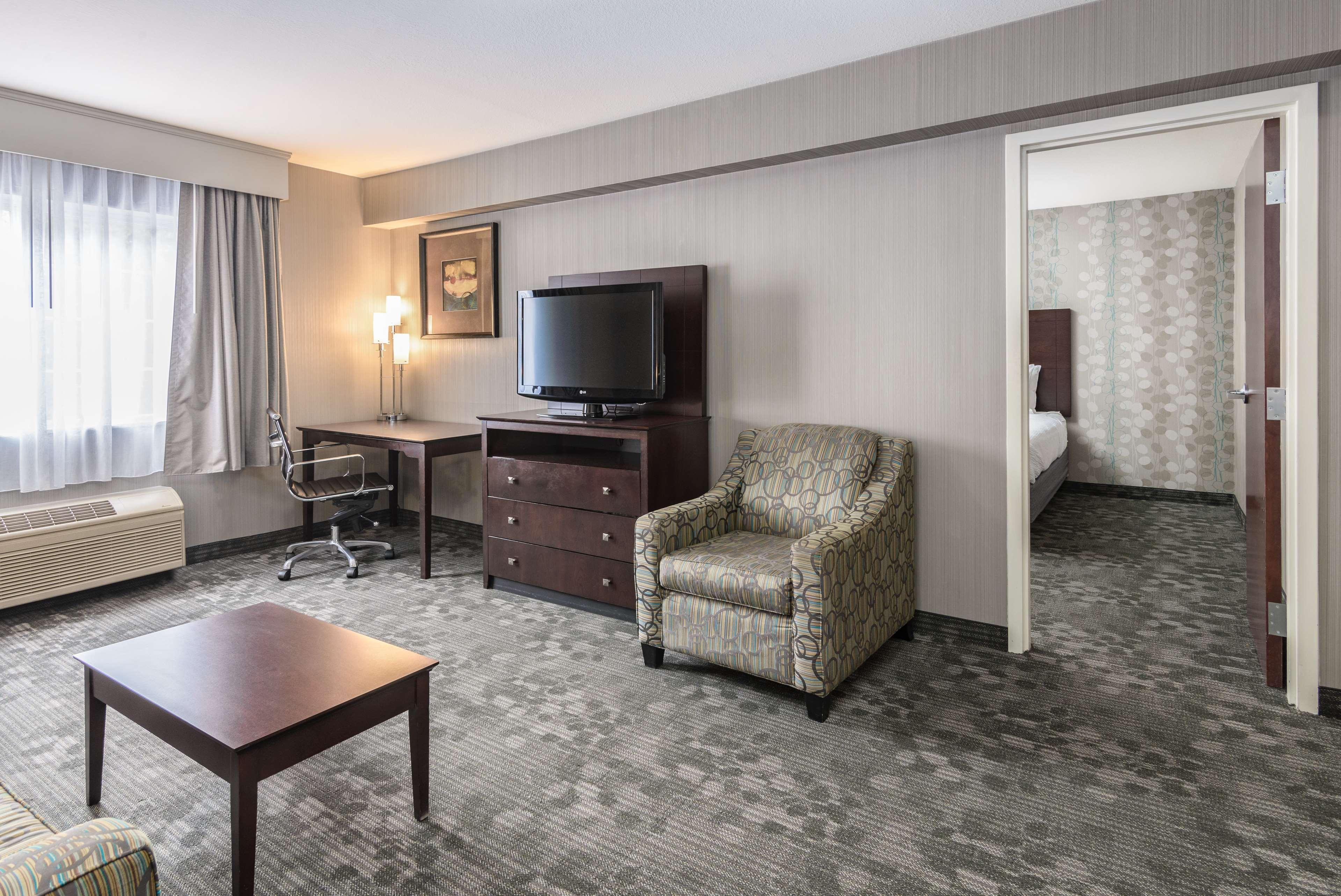 Best Western Concord Inn And Suites Buitenkant foto