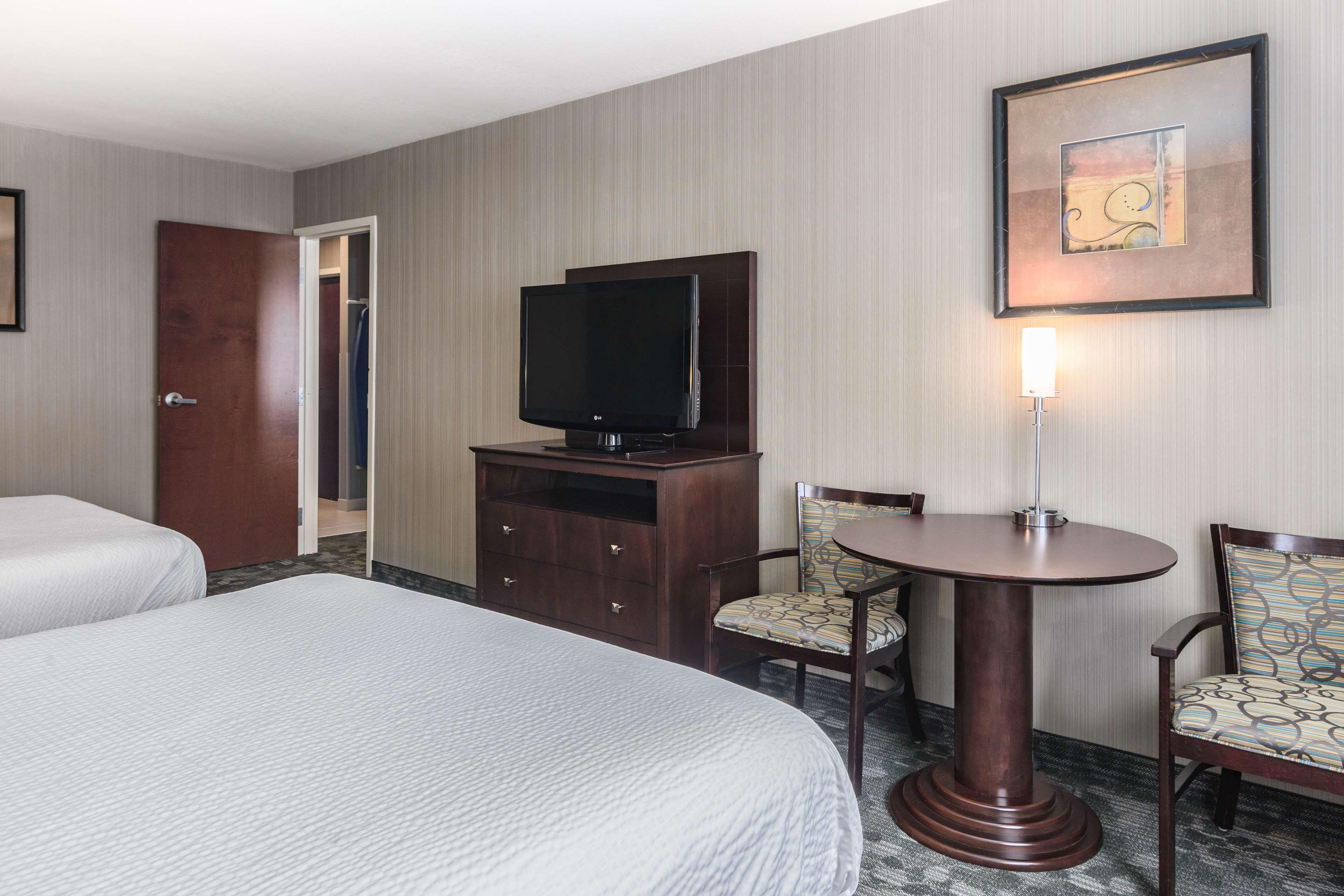 Best Western Concord Inn And Suites Buitenkant foto