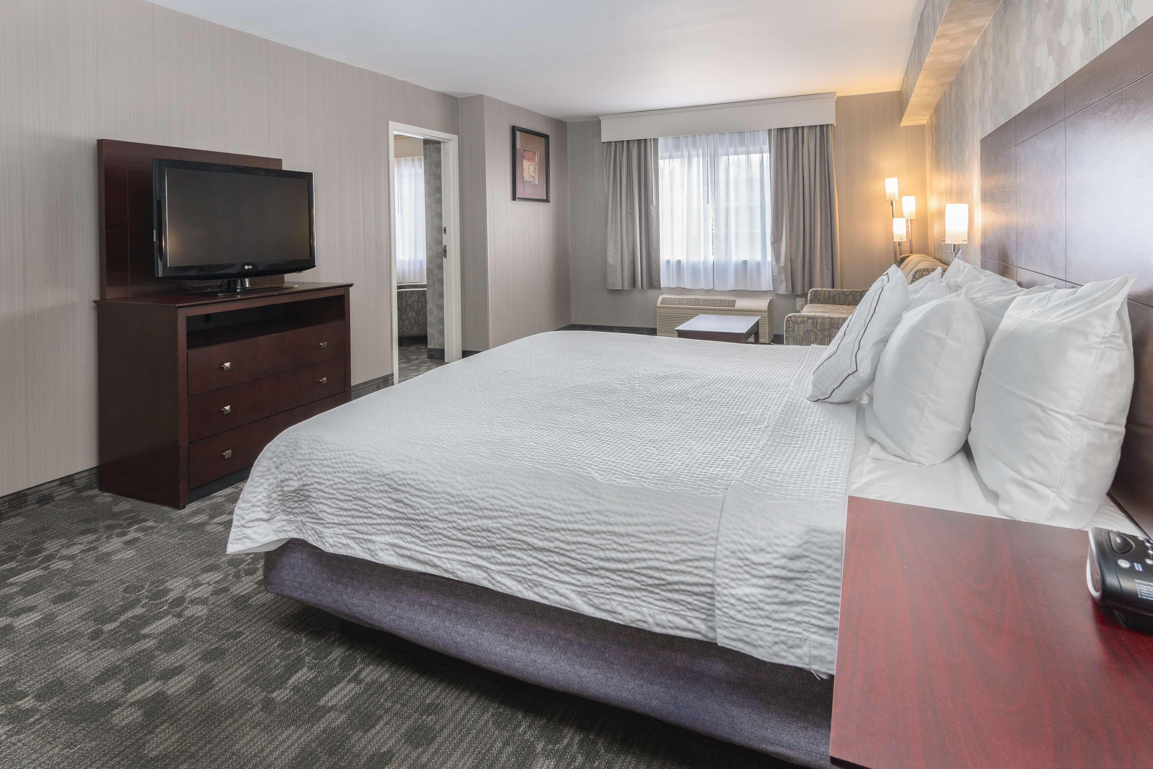 Best Western Concord Inn And Suites Buitenkant foto