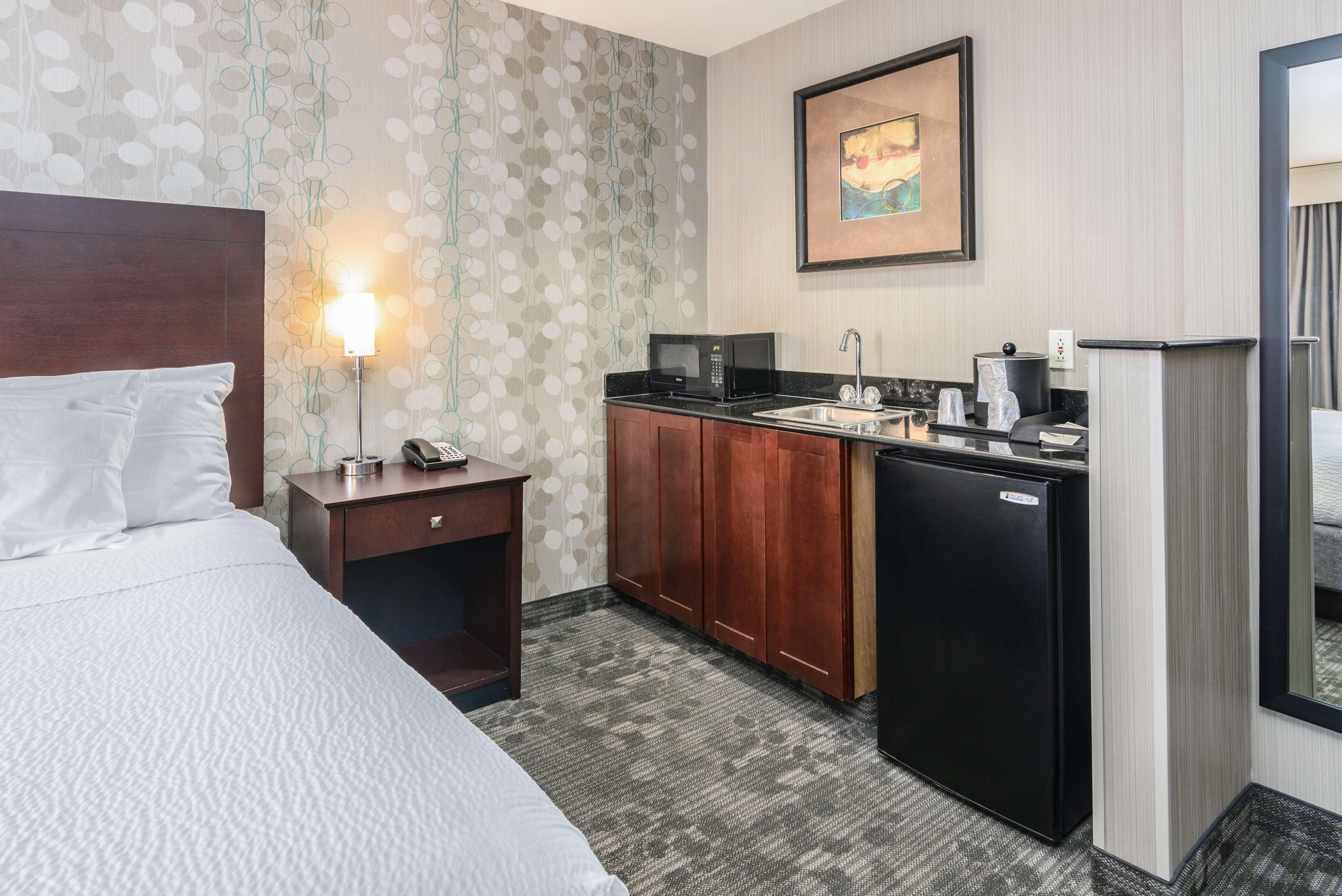 Best Western Concord Inn And Suites Buitenkant foto